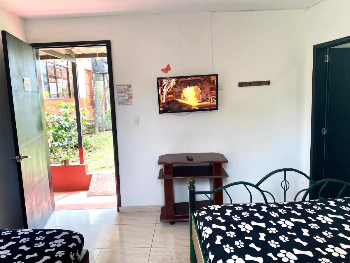 Finca Hotel Los Cocos Montenegro Luaran gambar