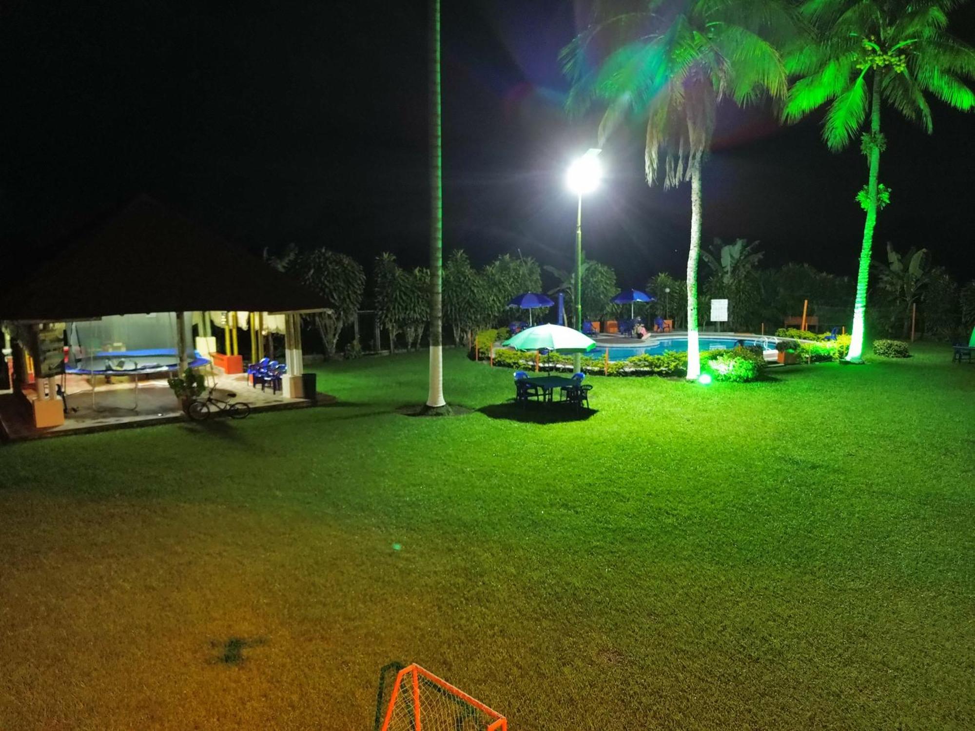 Finca Hotel Los Cocos Montenegro Luaran gambar