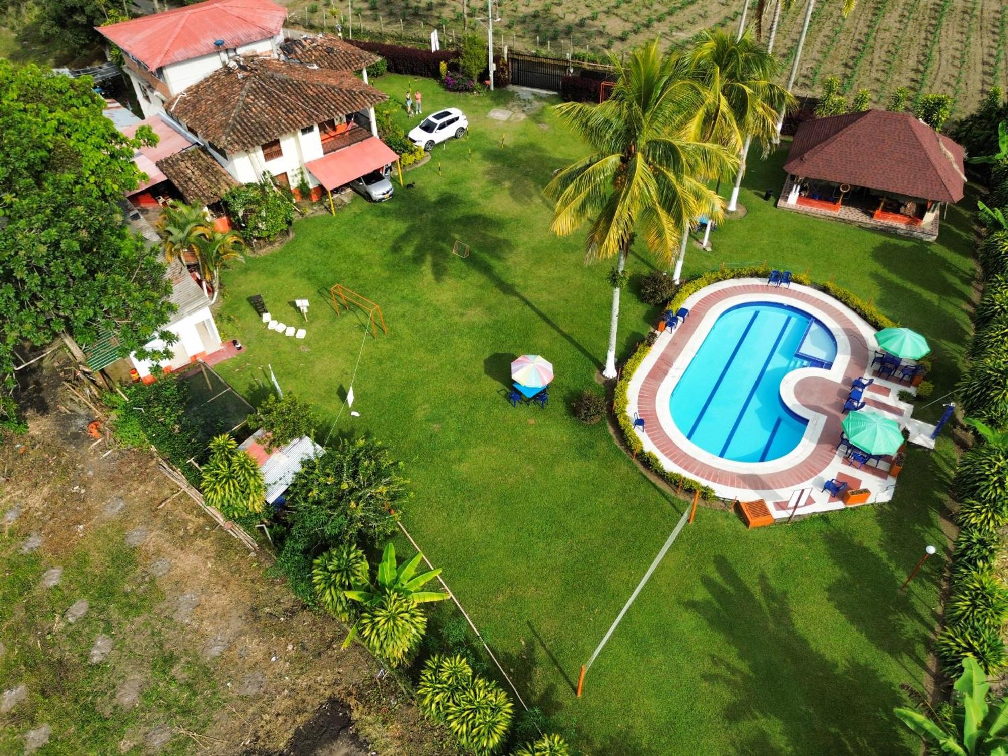 Finca Hotel Los Cocos Montenegro Luaran gambar