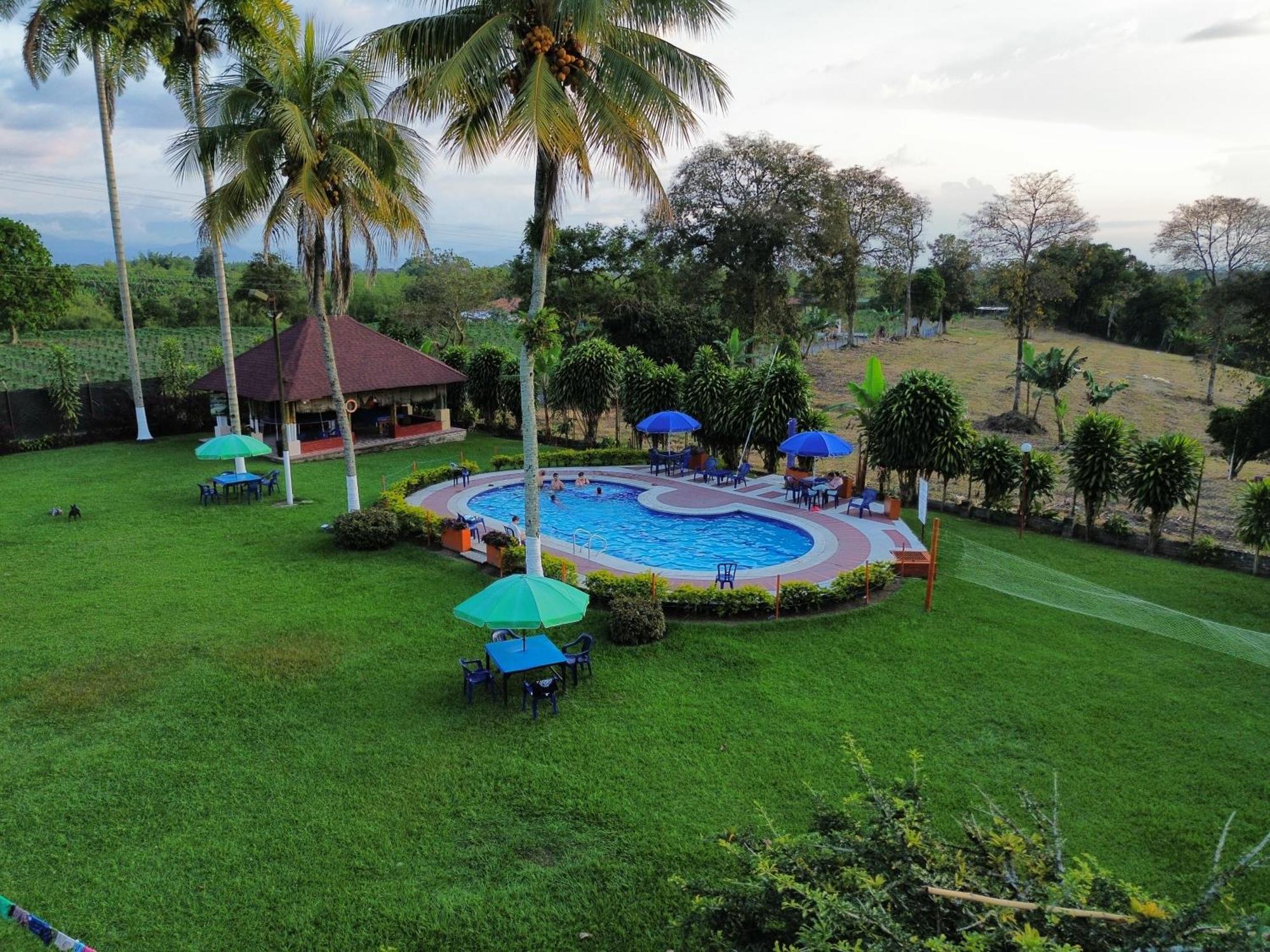 Finca Hotel Los Cocos Montenegro Luaran gambar